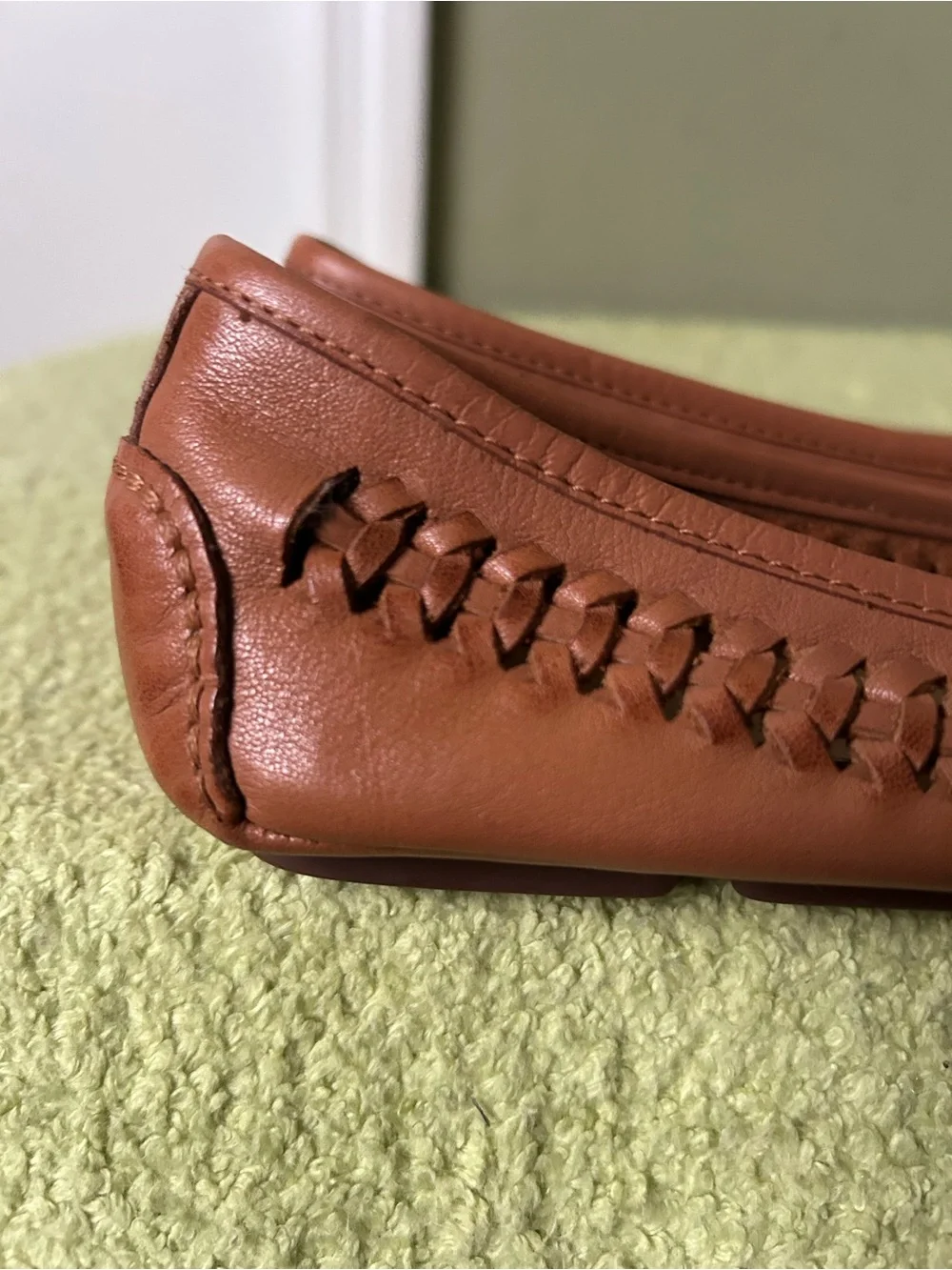 NWOB Michael Kors Tan Leather MK Logo Ballet Flats Sz 7.5